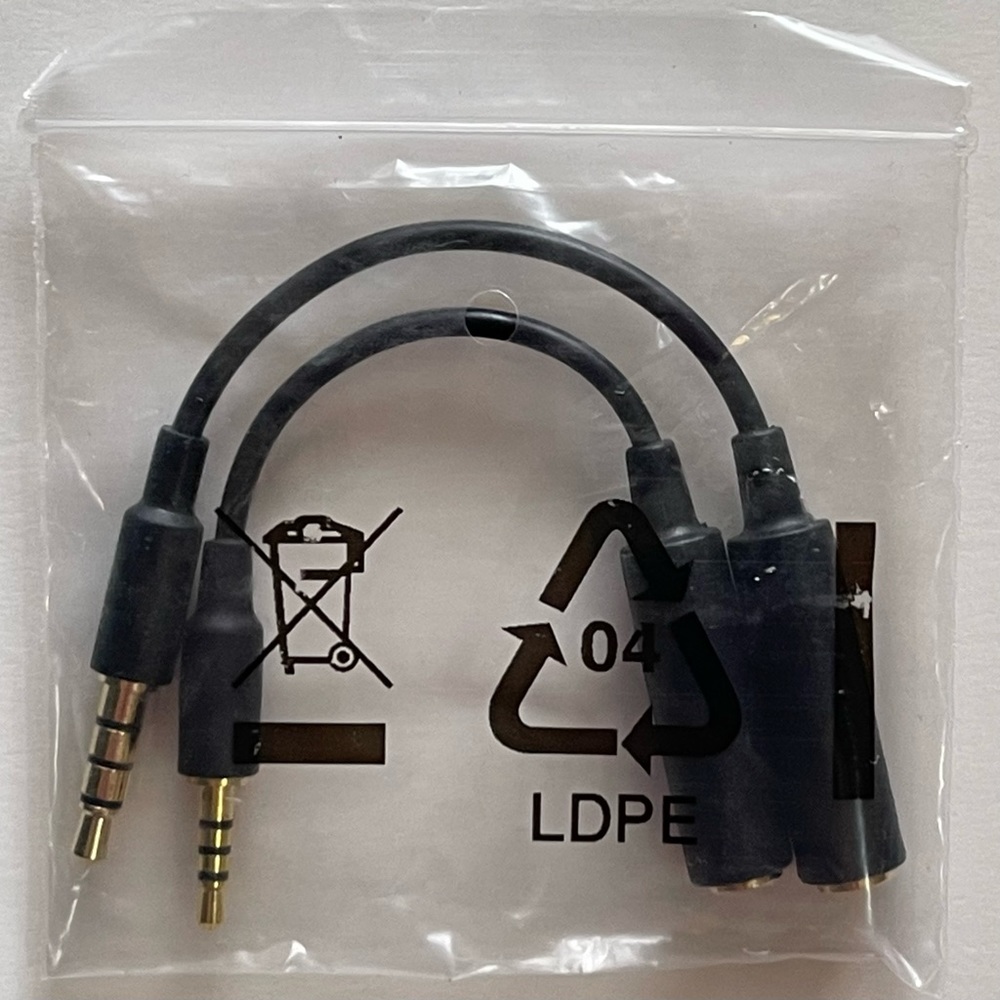 Adapter 2.5 mm Male to 3.5 mm Female and Connector 3.5 mm Male to 3.5 mm Female